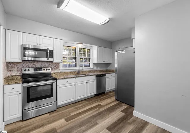Photo 3 of Condo for sale at 43 Summercreek Dr, Spartanburg, SC 29307 | MLS# 1599950 | Listing updated on 2026-08-27