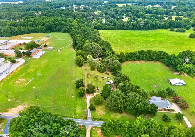 4th image of 216 Roper Rd, Piedmont, SC 29673 | MLS# 1602008