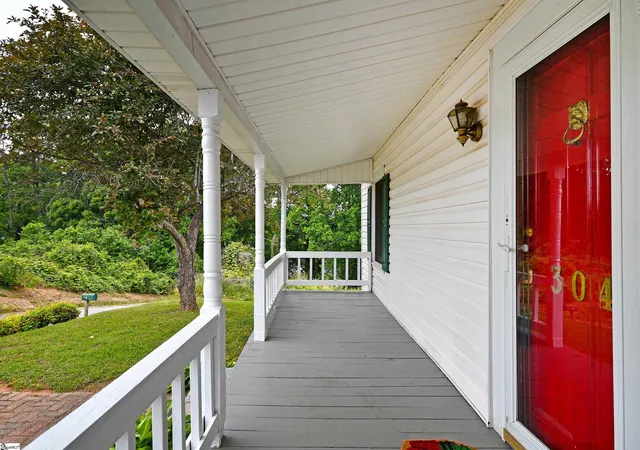 2nd image of 304 N 1st St, Easley, SC 29640 | MLS# 1599549