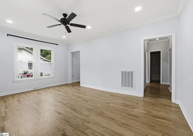 Photo 4 of Single family home for sale at 27 Maxie Ave, Greenville, SC 29611 | MLS# 1594509 | Listing updated on 2026-08-21