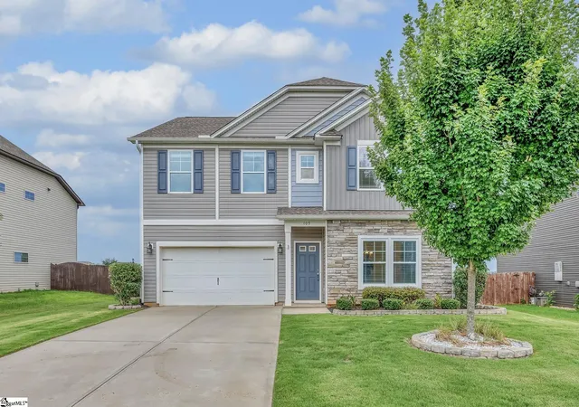 Photo 37 of Sale Pending at 105 Viewmont Dr, Duncan, SC 29334 | MLS# 1599206 | Listing updated on 2026-08-21