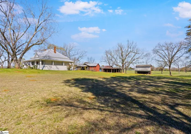 Homes for sale in Pelzer, SC | 108 Main St, Pelzer, SC 29669 | MLS# 1585687