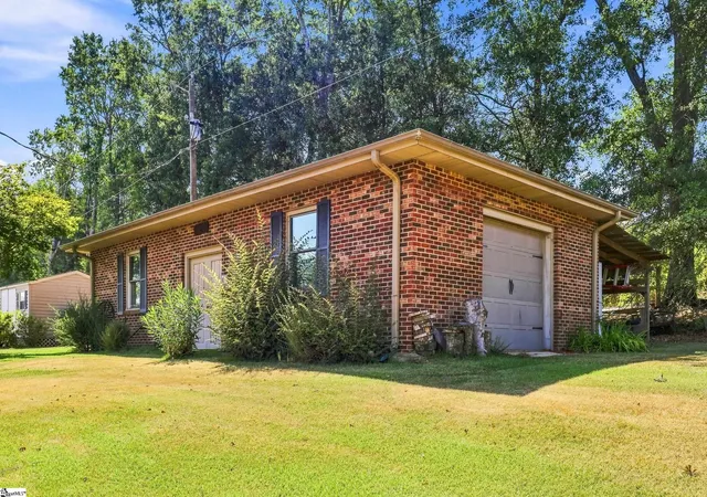 3rd image of 2709 Waccamaw Trl, Anderson, SC 29621 | MLS# 1601957