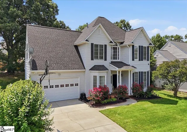 Photo 2 of Single family home for sale at 105 Rosebank Wy, Greenville, SC 29615 | MLS# 1600846 | Listing updated on 2026-09-08