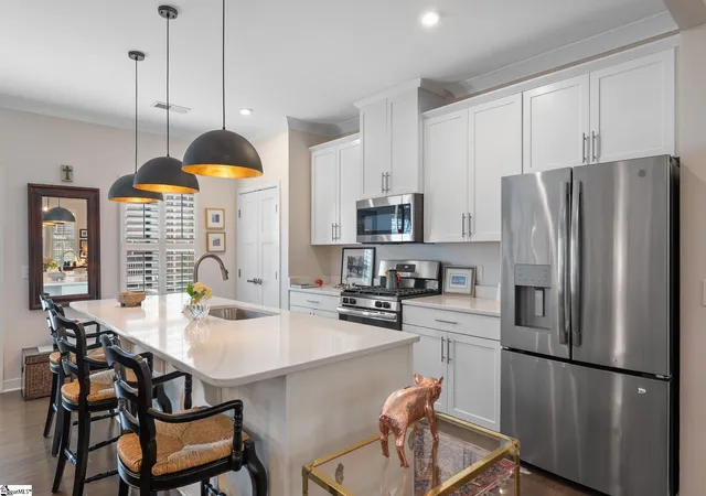 Photo 3 of Townhouse for sale at 46 Itasca Dr, Greenville, SC 29609 | MLS# 1599863 | Listing updated on 2026-09-10