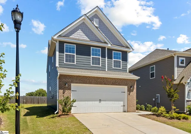 Photo 2 of Single family home for sale at 19 Fennec Dr, Fountain Inn, SC 29644 | MLS# 1572856 | Listing updated on 2026-02-23