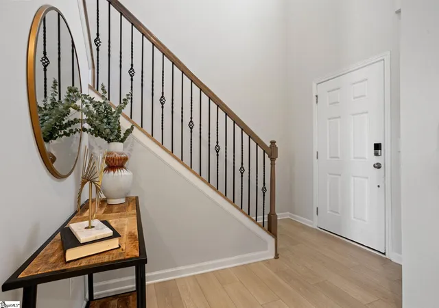 Photo 4 of Single family home for sale at 19 Fennec Dr, Fountain Inn, SC 29644 | MLS# 1572856 | Listing updated on 2026-02-23