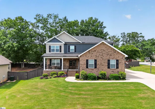 Photo 1 of Single family home for sale at 2 Peaceful Ct, Fountain Inn, SC 29644 | MLS# 1601673 | Listing updated on 2026-08-25
