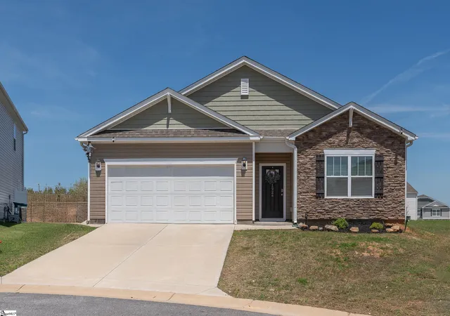 1st image of 1924 Hunters Run Cir, Woodruff, SC 29388 | MLS# 1597601