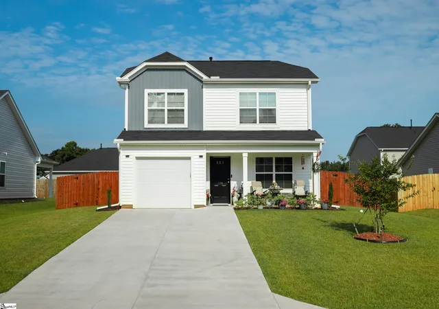 Photo 1 of Single family home for sale at 106 Myers Ln, Laurens, SC 29360 | MLS# 1602195 | Listing updated on 2026-08-28