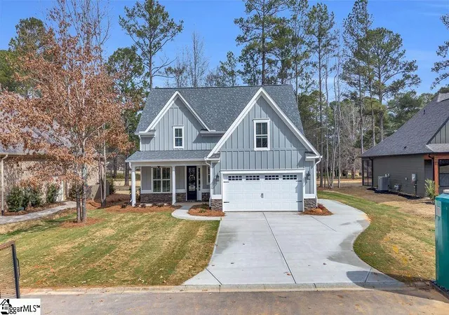 Homes for sale in Ninety Six, SC | 203 E Gunnery Ct, Ninety Six, SC 29666 | MLS# 1582406