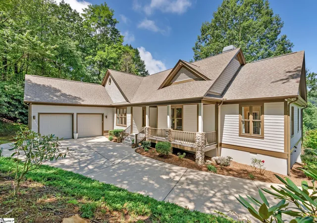 Photo 1 of Single family home for sale at 1 Northstar Ln, Landrum, SC 29356 | MLS# 1600872 | Listing updated on 2026-08-14