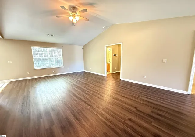 Photo 3 of Single family home for sale at 621 Chloe Faith Ct, Duncan, SC 29334 | MLS# 1596345 | Listing updated on 2026-08-13