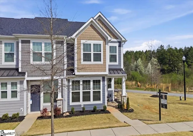 Photo 3 of Townhouse for sale at 299 Dalmatian Dr, Spartanburg, SC 29307 | MLS# 1584521 | Listing updated on 2026-03-12