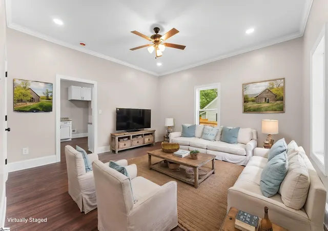 Photo 3 of Single family home for sale at 409 W Curtis St, Simpsonville, SC 29681 | MLS# 1600419 | Listing updated on 2026-09-17