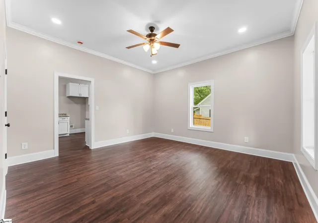 Photo 4 of Single family home for sale at 409 W Curtis St, Simpsonville, SC 29681 | MLS# 1600419 | Listing updated on 2026-09-17