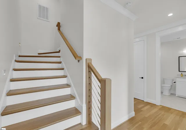 Photo 4 of Townhouse for sale at 611 N Main St #Unit 8, Greenville, SC 29601 | MLS# 1565941 | Listing updated on 2025-10-23