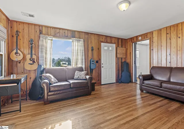 Photo 2 of Single family home for sale at 111 Fairview Church Rd, Fountain Inn, SC 29644 | MLS# 1577751 | Listing updated on 2026-02-24