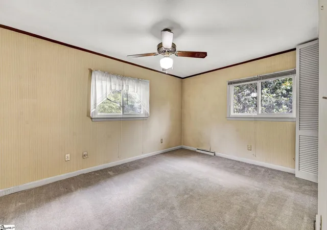 Photo 3 of Single family home for sale at 19 Vicki Cir, Greenville, SC 29615 | MLS# 1600528 | Listing updated on 2026-09-15