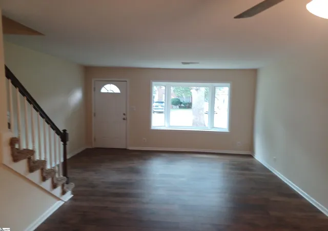 Photo 4 of Townhouse for sale at 16 Townes Ct, Spartanburg, SC 29301 | MLS# 1597934 | Listing updated on 2026-08-06