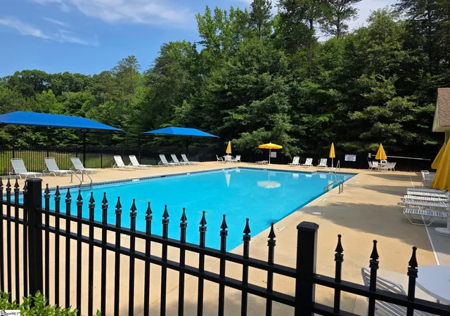Photo 10 of Single family home for sale at 109 Meadow Rose Dr, Travelers Rest, SC 29690 | MLS# 1597860 | Listing updated on 2026-08-22