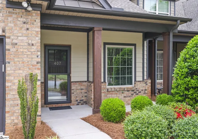 Photo 2 of Townhouse for sale at 407 Welsh Poppy Wy, Greer, SC 29650 | MLS# 1589918 | Listing updated on 2026-07-09