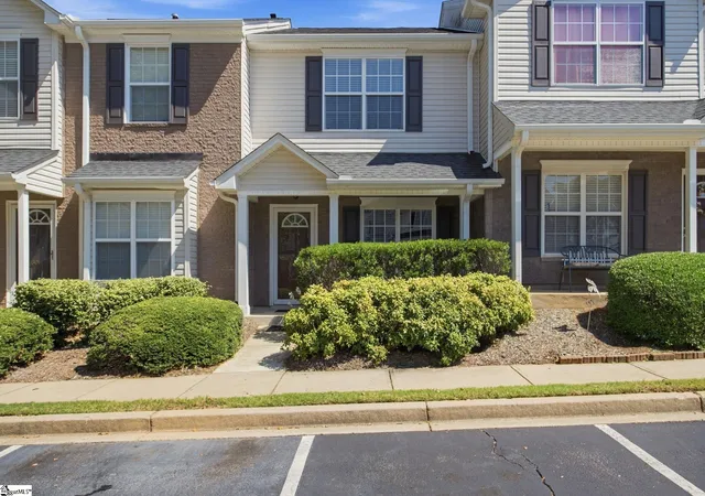Photo 1 of Townhouse for sale at 604 Graythorn Ln, Greenville, SC 29607 | MLS# 1601870 | Listing updated on 2026-09-10