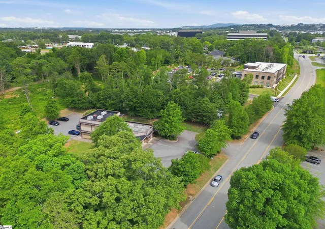 3rd image of 142 Mall Connector Rd, Greenville, SC 29607 | MLS# 1594007