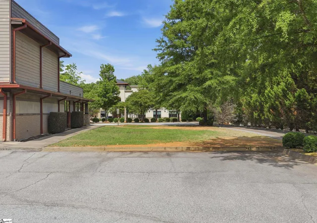 5th image of 142 Mall Connector Rd, Greenville, SC 29607 | MLS# 1594007
