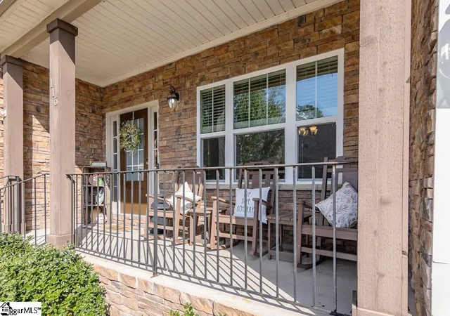 Photo 3 of Single family home for sale at 116 Jones Creek Ct, Anderson, SC 29621 | MLS# 1594050 | Listing updated on 2026-08-02
