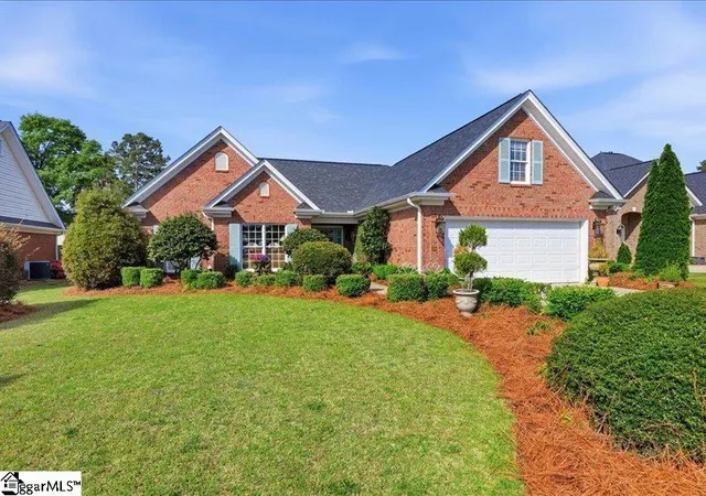 Photo 2 of Single family home for sale at 231 Bouchillion Dr, Greenville, SC 29615 | MLS# 1588493 | Listing updated on 2026-08-14
