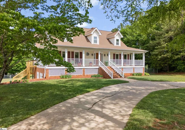 2nd image of 121 Sun Chase Dr, Easley, SC 29642 | MLS# 1590259