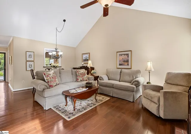 Photo 3 of Townhouse for sale at 316 Angie Dr, Taylors, SC 29687 | MLS# 1591555 | Listing updated on 2026-05-18