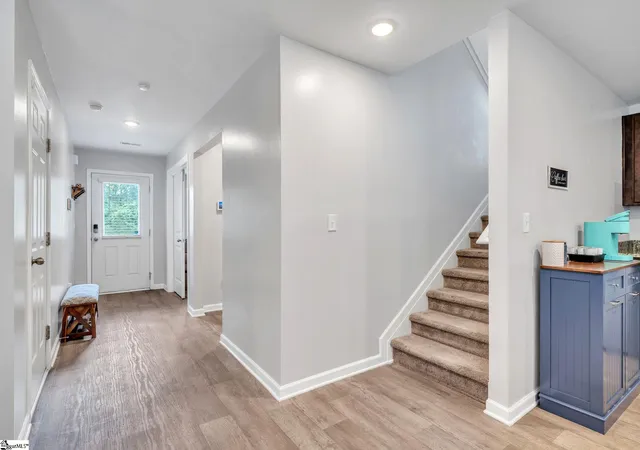 Photo 4 of Single family home for sale at 1275 Twin Bridge Rd, Gaffney, SC 29341 | MLS# 1593385 | Listing updated on 2026-08-18