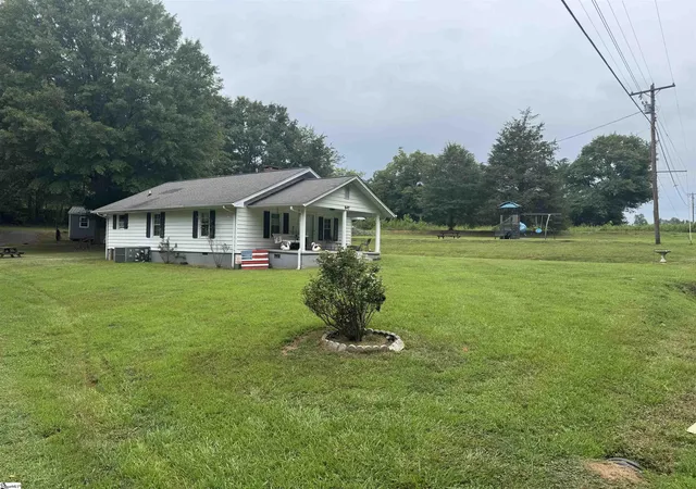 1st image of 947 Midway Rd, Pickens, SC 29671 | MLS# 1601064