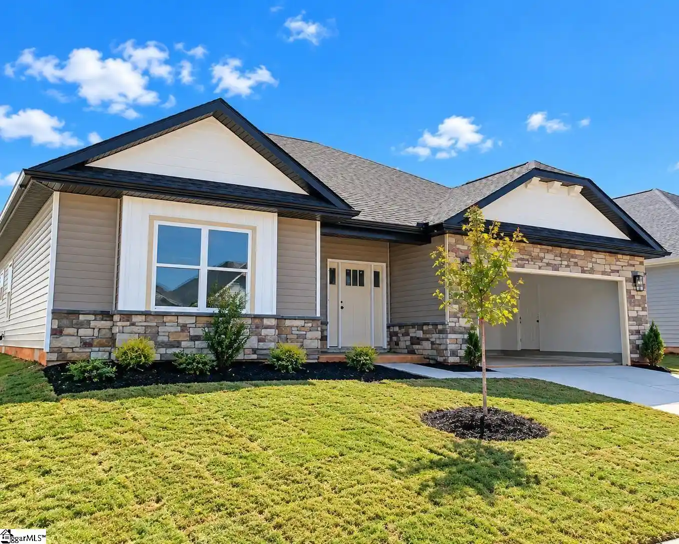 Single family home for sale at 211 Glencliff Wy #Lot 104, Simpsonville, SC 29680 | MLS# 1586996