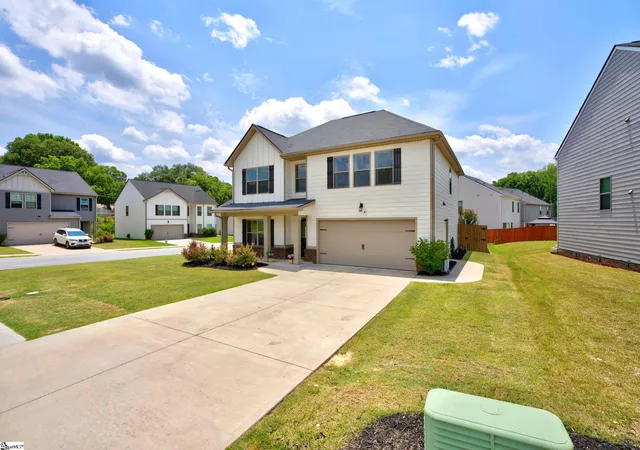 3rd image of 134 Echline St, Fountain Inn, SC 29644 | MLS# 1596423