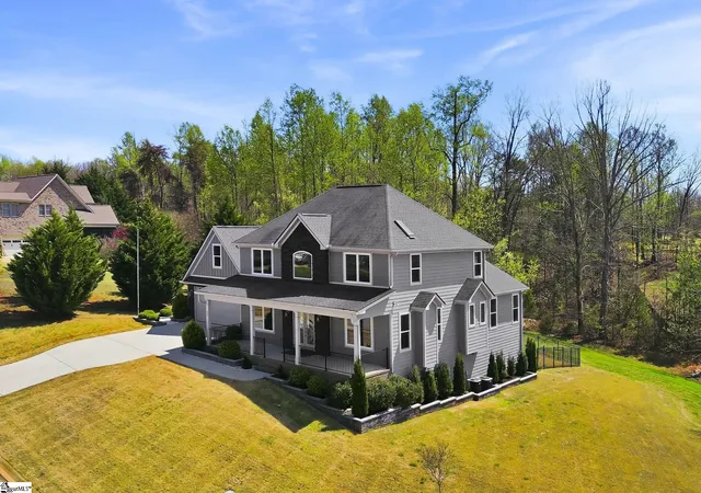 Photo 2 of Single family home for sale at 25 Setting Sun Ln, Travelers Rest, SC 29690 | MLS# 1602346 | Listing updated on 2026-08-29