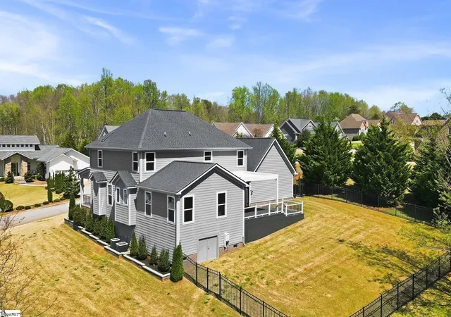 Photo 3 of Single family home for sale at 25 Setting Sun Ln, Travelers Rest, SC 29690 | MLS# 1602346 | Listing updated on 2026-08-29