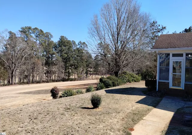 Homes for sale in Pendleton, SC | 1305 Summers Dr, Pendleton, SC 29670 | MLS# 1581153
