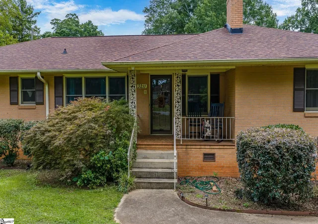 Photo 4 of Single family home for sale at 3211 New Pond Rd, Anderson, SC 29626 | MLS# 1599029 | Listing updated on 2026-08-28