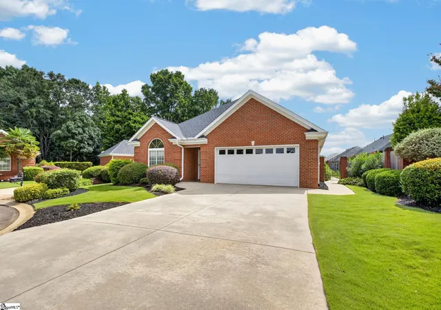 Photo 2 of Single family home for sale at 110 Carmen Wy, Easley, SC 29642 | MLS# 1600044 | Listing updated on 2026-08-10
