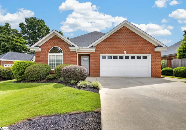 Photo 3 of Single family home for sale at 110 Carmen Wy, Easley, SC 29642 | MLS# 1600044 | Listing updated on 2026-08-10
