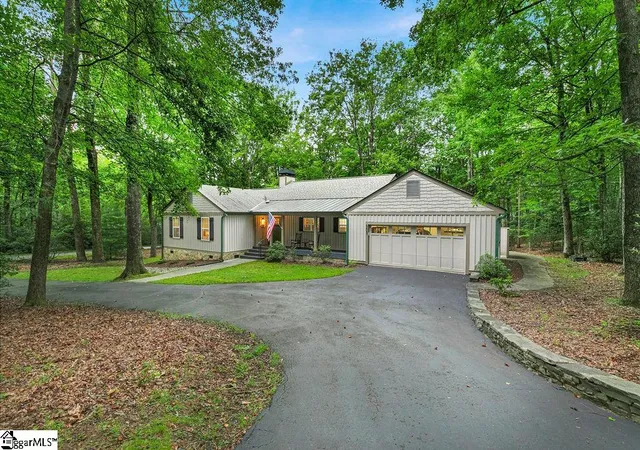 Single family home for sale at 503 Cliff Ridge Dr, Cleveland, SC 29635-9526 | MLS# 1602219