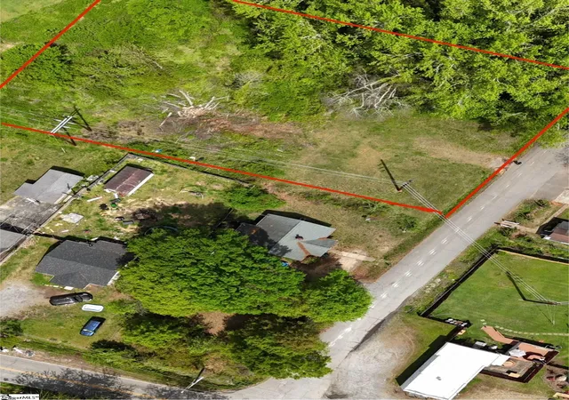 Photo 1 of Land for sale at 1004 Raymond Ave, Anderson, SC 29625 | MLS# 1588563 | Listing updated on 2026-04-16