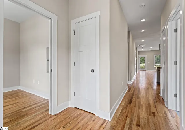 Photo 3 of Single family home for sale at 16 N Georgia Ave, Greenville, SC 29611 | MLS# 1573504 | Listing updated on 2026-09-01