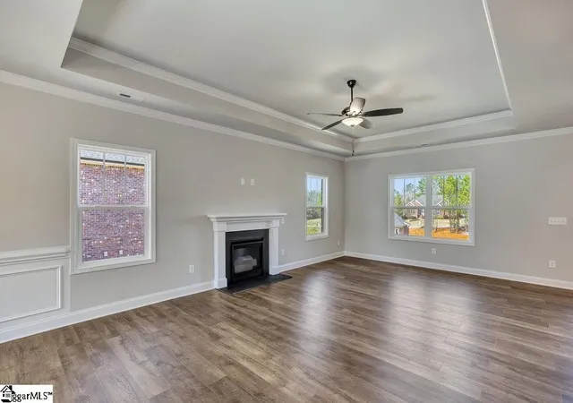 Photo 3 of Single family home for sale at 118 Bonaire Pt, Anderson, SC 29621 | MLS# 1586827 | Listing updated on 2026-09-17