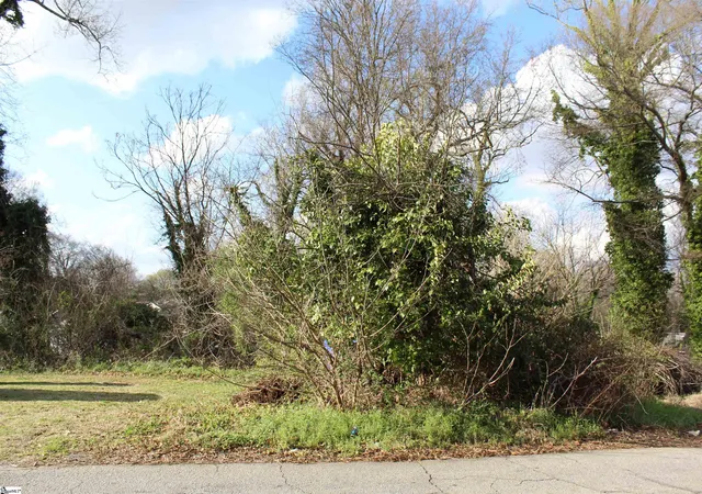 Photo 1 of Land for sale at 31 E Main St, Greenville, SC 29611 | MLS# 1584254 | Listing updated on 2026-06-13