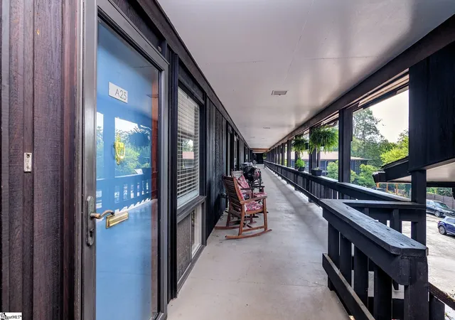 Photo 2 of Condo for sale at 311 W Earle St, Greenville, SC 29609 | MLS# 1599286 | Listing updated on 2026-08-24
