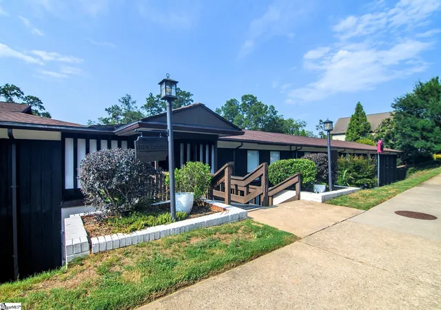 Photo 3 of Condo for sale at 311 W Earle St, Greenville, SC 29609 | MLS# 1599286 | Listing updated on 2026-08-24
